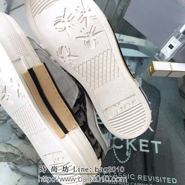 DIOR迪奧 2019早春米蘭走秀新款 磨砂珍珠閃pvc半透明膠片拼接 低幫女休閒鞋 QZS2285